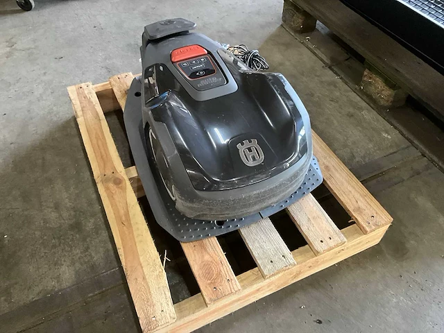 2023 husqvarna aspire r4 robotmaaier - afbeelding 2 van  6