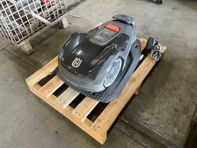 2023 husqvarna aspire r4 robotmaaier - afbeelding 3 van  6