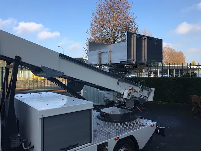 2023 iveco daily ladderwagen bus - afbeelding 20 van  36
