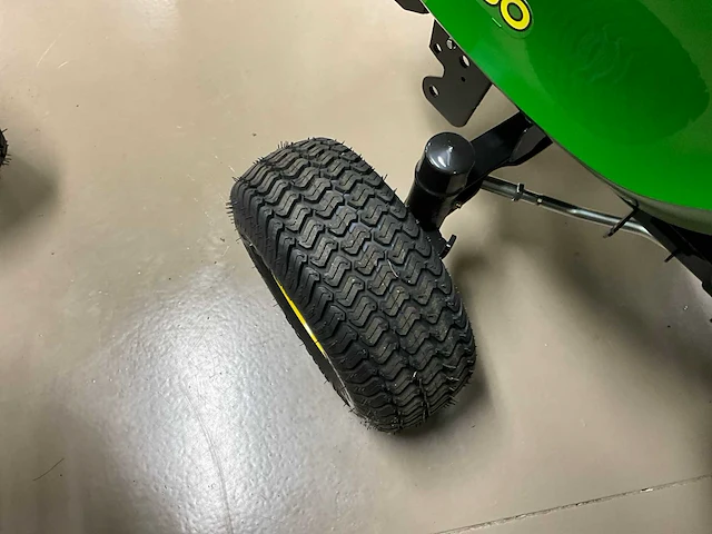 2023 john deere x350 tuintrekker / zitmaaier - afbeelding 3 van  15