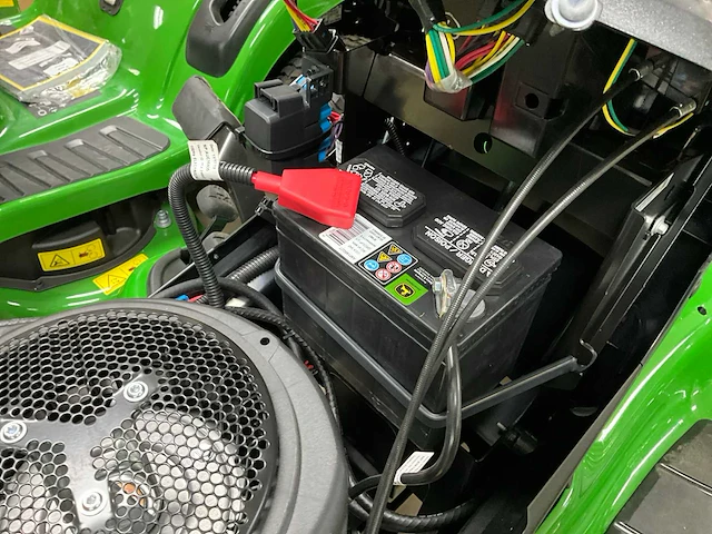 2023 john deere x350 tuintrekker / zitmaaier - afbeelding 5 van  15