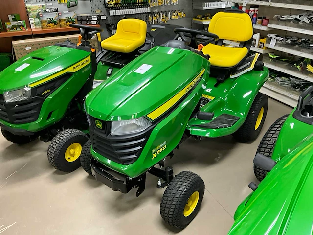 2023 john deere x350 tuintrekker / zitmaaier - afbeelding 1 van  15