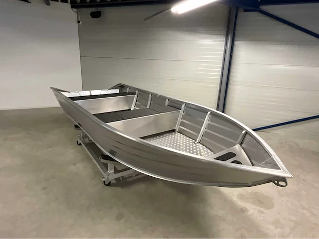 2023 kimple trout consoleboot en visboot - afbeelding 1 van  8