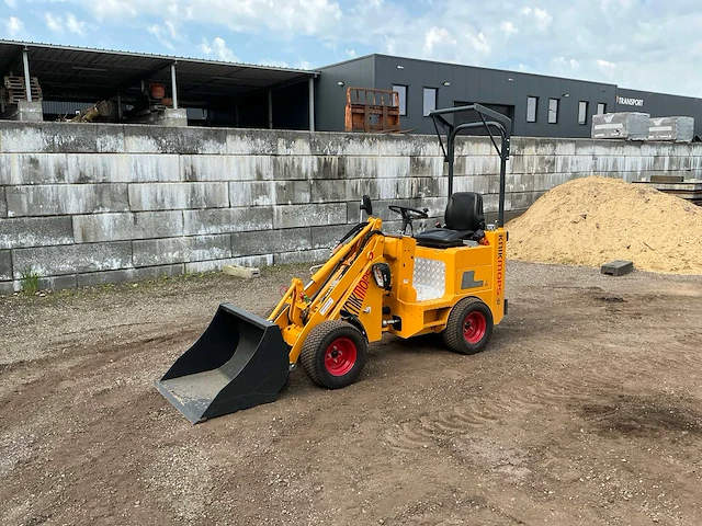 2023 knikmops km85 shovel - afbeelding 1 van  13