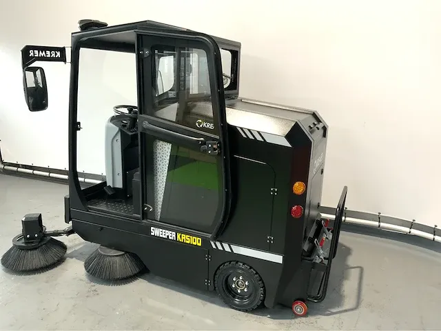 2023 kremer krs 100 veegmachine met cabine - afbeelding 14 van  24