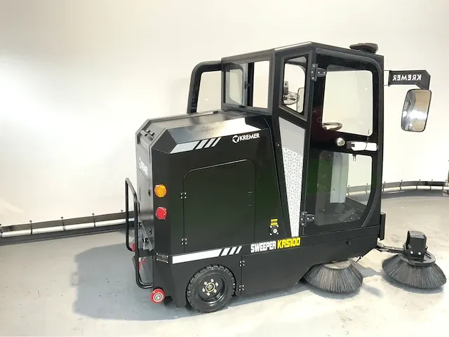 2023 kremer krs 100 veegmachine met cabine - afbeelding 21 van  24
