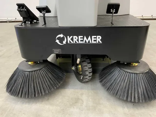 2023 kremer kryzs4 zit veegmachine - afbeelding 17 van  21