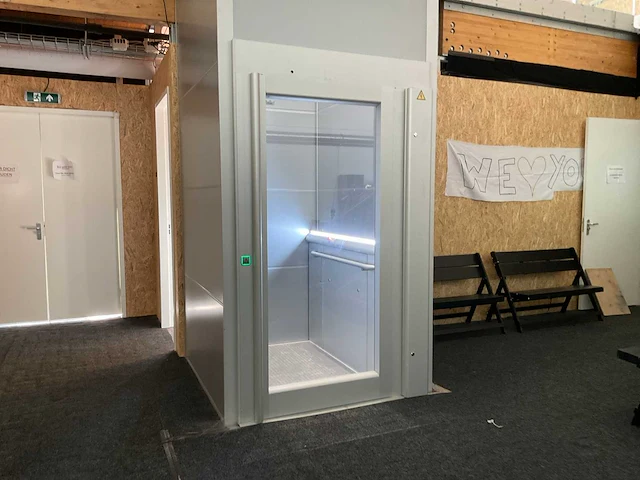 2023 kroon liften sb 200 platformlift - afbeelding 1 van  13