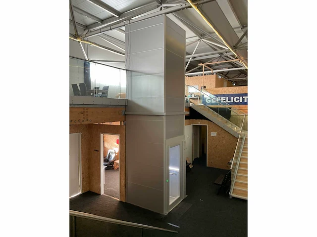 2023 kroon liften sb 200 platformlift - afbeelding 13 van  13
