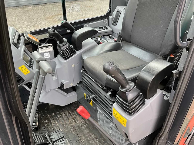 2023 kubota u36-4 minigraafmachine - afbeelding 21 van  35