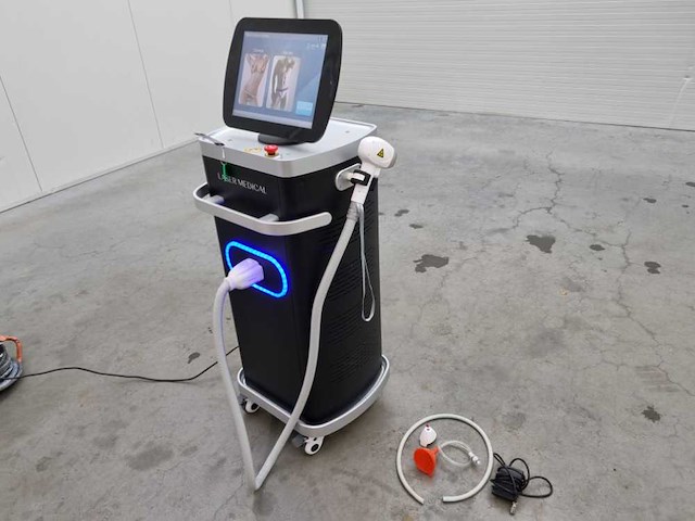 2023 laser medical diode ice laser d2 triplewave - afbeelding 1 van  12