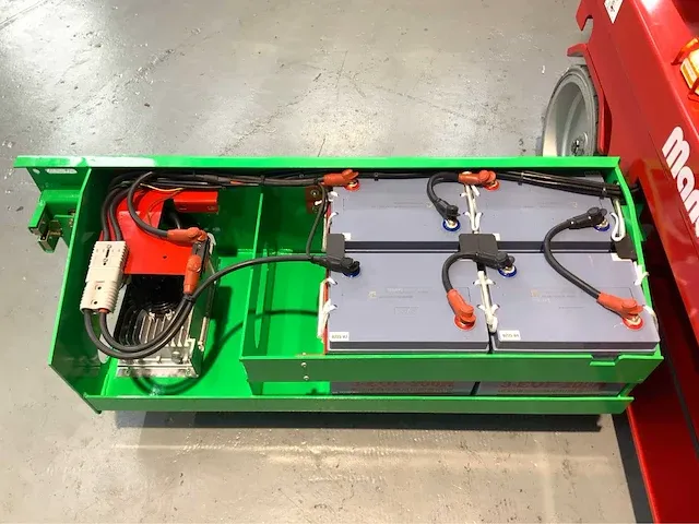 2023 mantall xe140w schaar hoogwerker - afbeelding 10 van  11