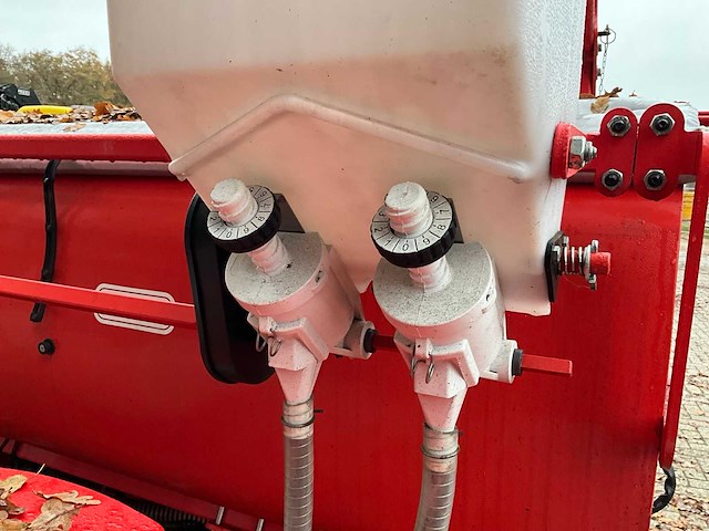 2023 maschio gaspardo mter 300 6-rijige maïs / precisiezaaimachine - afbeelding 13 van  24