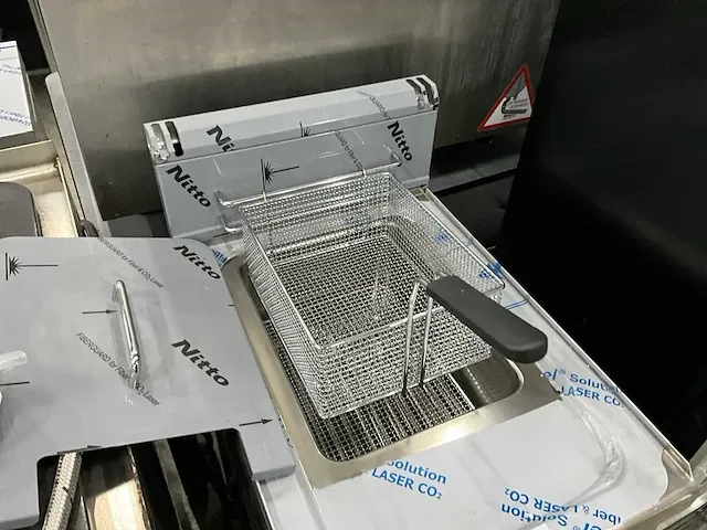 2023 mbm ef46 elektrische friteuse - afbeelding 4 van  8