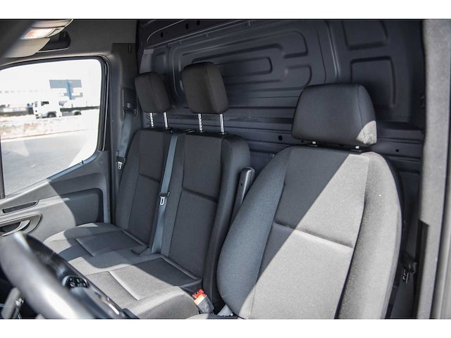 2023 mercedes-benz sprinter 319 cdi bedrijfswagen - afbeelding 2 van  17