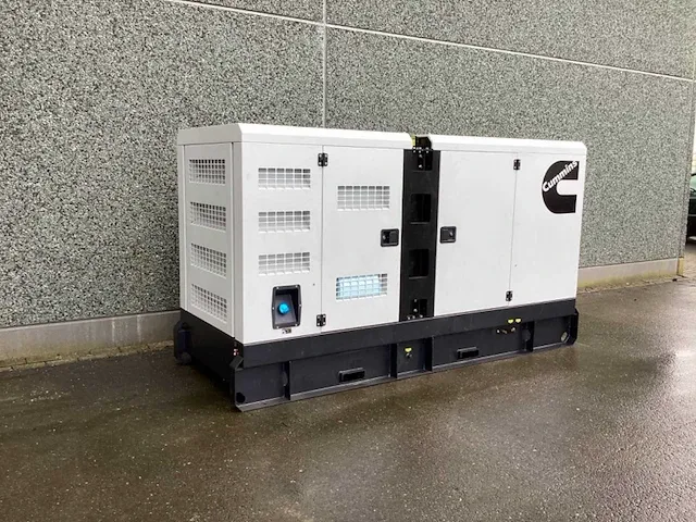 2023 nidec cummins 110kva stroomgenerator - afbeelding 16 van  19