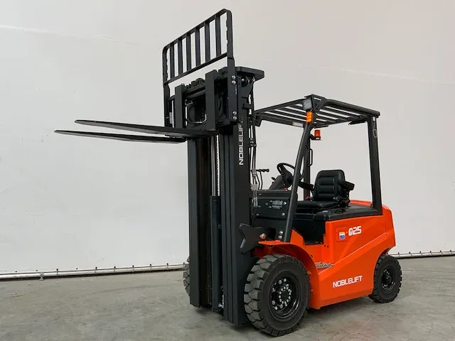 2023 noblelift fe4p25qc vorkheftruck triple mast 4.8m - afbeelding 17 van  22