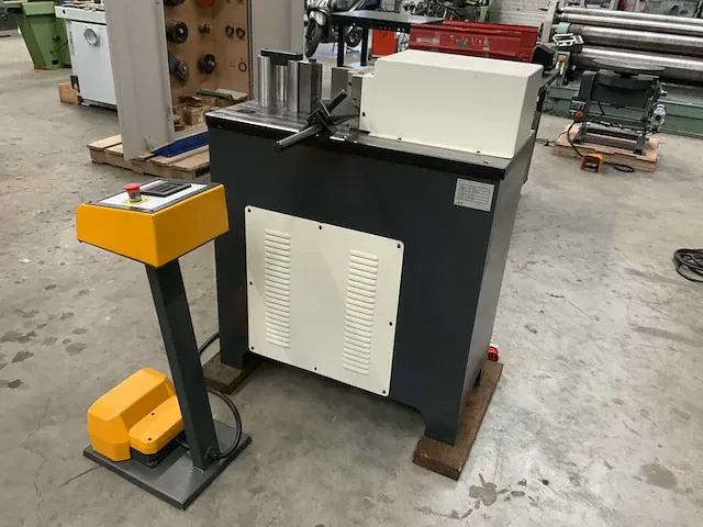 2023 omach bp 10 horizontale buigmachine - afbeelding 2 van  11