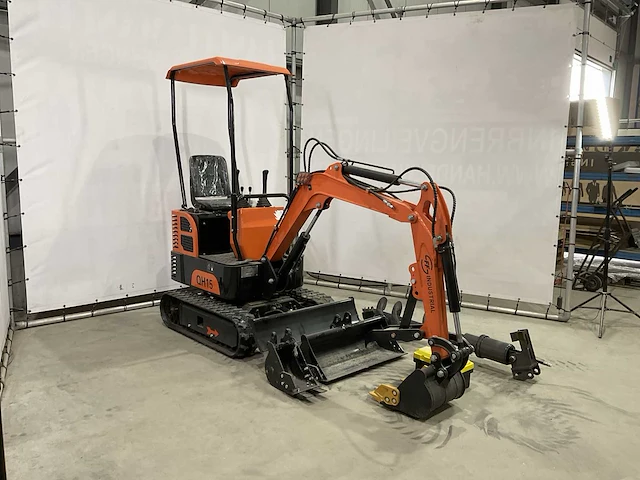 2023 qh-15 graafmachine met hydraulische grondboor en extra bakken - afbeelding 13 van  18