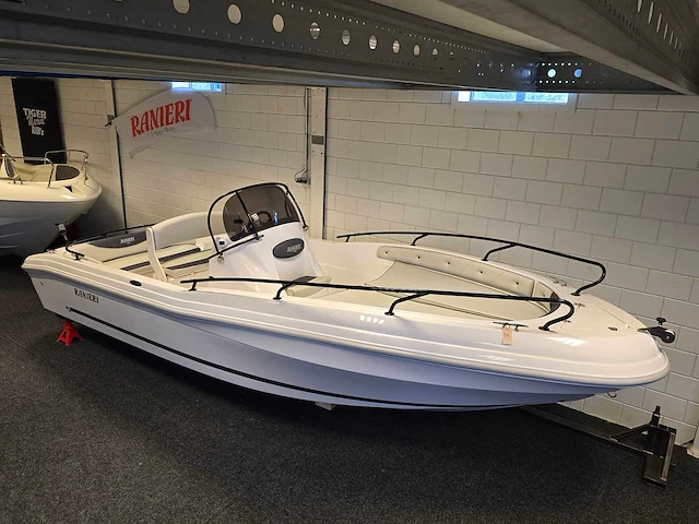 2023 ranieri - azzurra speedboot - nieuw - afbeelding 13 van  17
