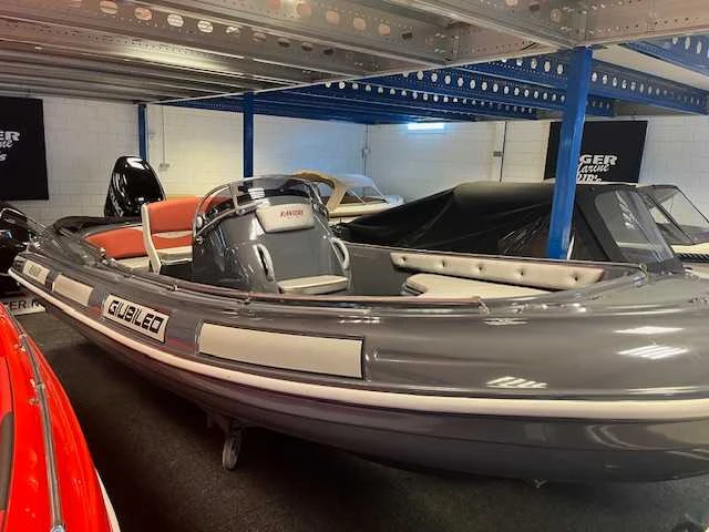2023 ranieri giubileo - consoleboot incl 150 pk suzuki en pega boottrailer - afbeelding 5 van  16