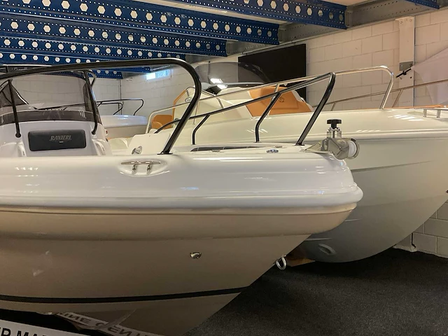 2023 ranieri voyager consoleboot - afbeelding 14 van  22