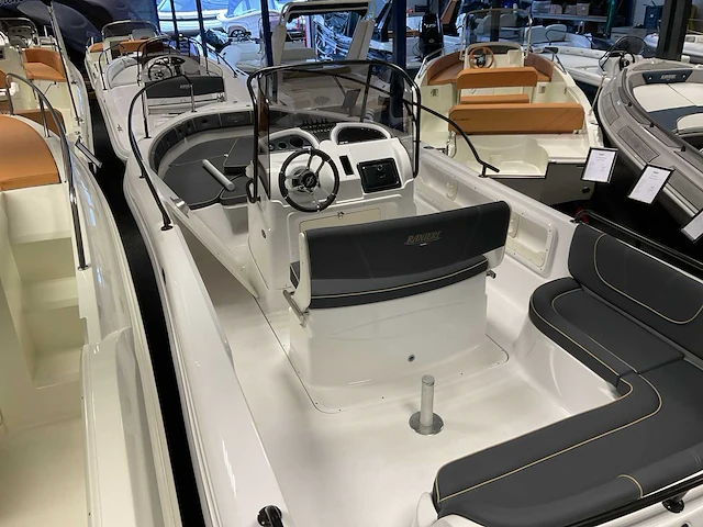 2023 ranieri voyager consoleboot - afbeelding 20 van  22