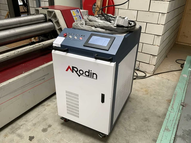 2023 rodin sl-cl1500w lasercleaningmachine - afbeelding 1 van  15