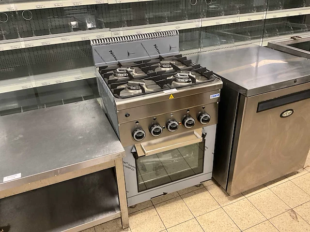 2023 saro g4sfe6 gasfornuis met ingebouwde oven - afbeelding 1 van  10