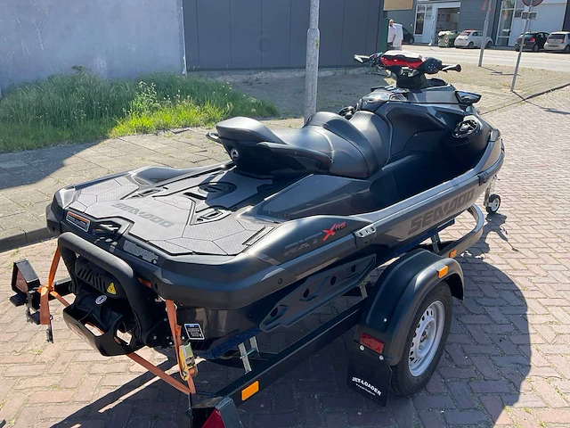 2023 seadoo rxt x-rs 300 jetski met trailer - afbeelding 2 van  39
