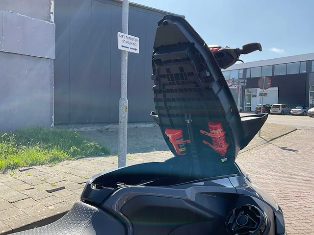 2023 seadoo rxt x-rs 300 jetski met trailer - afbeelding 18 van  39