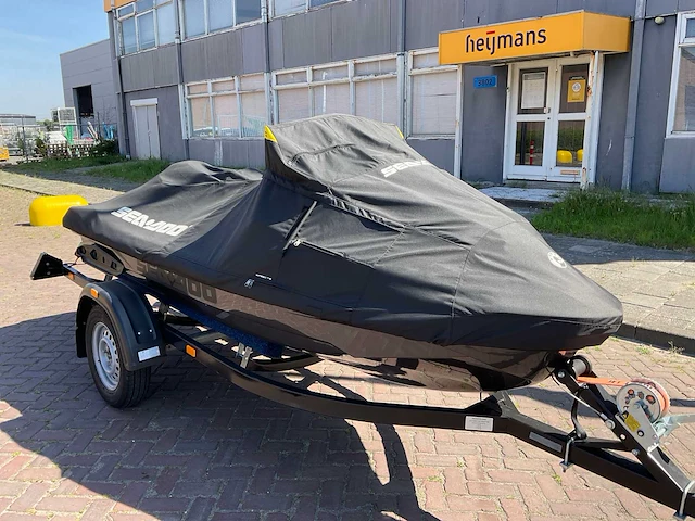 2023 seadoo rxt x-rs 300 jetski met trailer - afbeelding 35 van  39