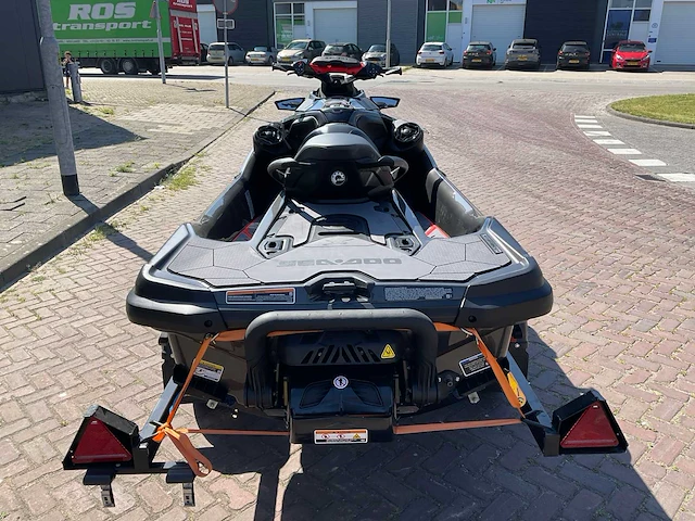 2023 seadoo rxt x-rs 300 jetski met trailer - afbeelding 39 van  39