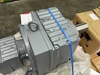 2023 sew-eurodrive r137 r77 drn100ls4 elektromotor met vertragingskast “ongebruikt” - afbeelding 7 van  19