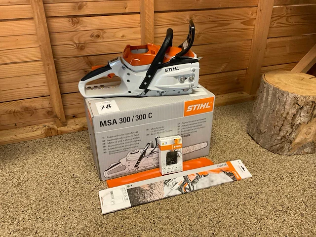 2023 stihl msa 300.0 c accu-kettingzaag - afbeelding 2 van  7