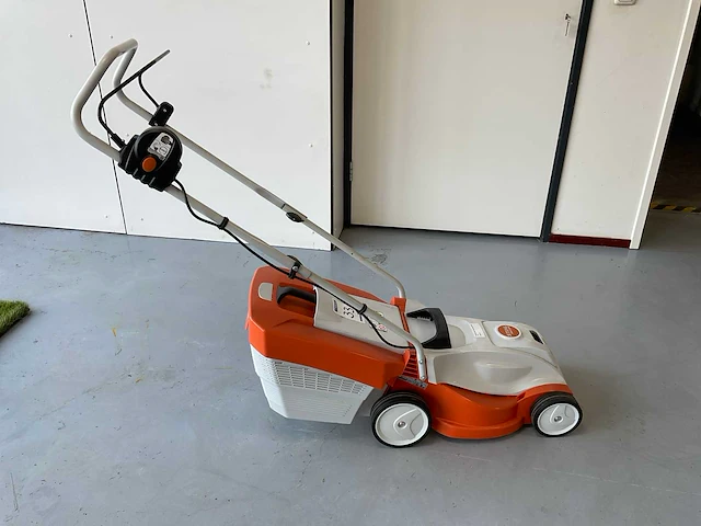 2023 stihl rma 235 accu-grasmaaier body - afbeelding 8 van  8