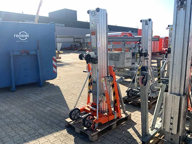 2023 sumner manufacturing 2124 materiaallift / kanaallift - afbeelding 1 van  4