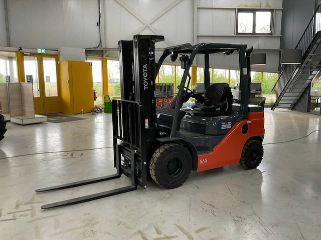 2023 toyota tonero 52-8fdf25 vorkheftruck - afbeelding 1 van  15