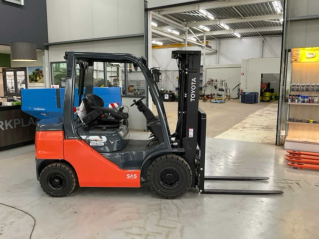 2023 toyota tonero 52-8fdf25 vorkheftruck - afbeelding 10 van  15