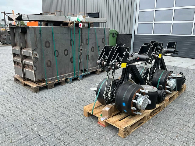 2023 tridec wt-1000-slv-ocw assen set met wielkasten - afbeelding 1 van  16