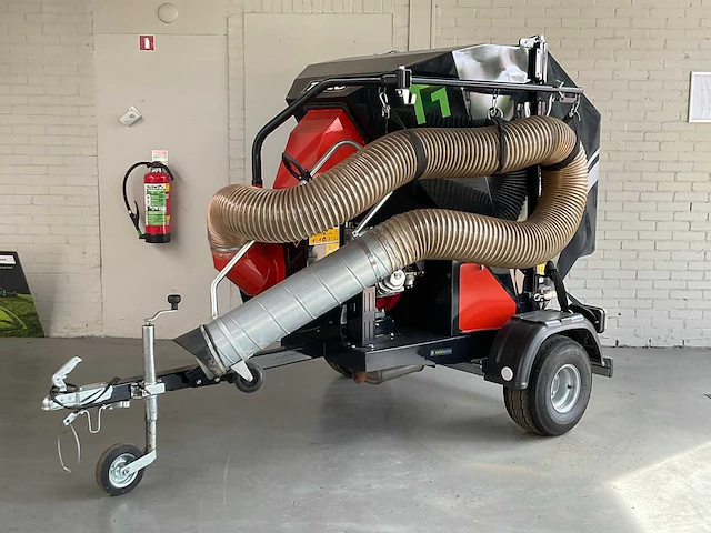 2023 trilo tr03 aanhanger bladzuiger - afbeelding 1 van  12