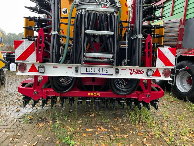 2023 veenhuis premium quad shift 15800 mesttank en 2023 vredo zb4 82544 dv h zodebemester - afbeelding 15 van  28