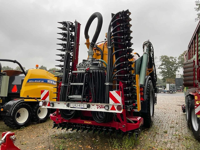 2023 veenhuis premium quad shift 15800 mesttank en 2023 vredo zb4 82544 dv h zodebemester - afbeelding 22 van  28