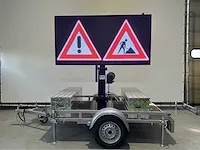 2023 viplex led tekst kar op een aanhanger op accu 220v - afbeelding 23 van  26