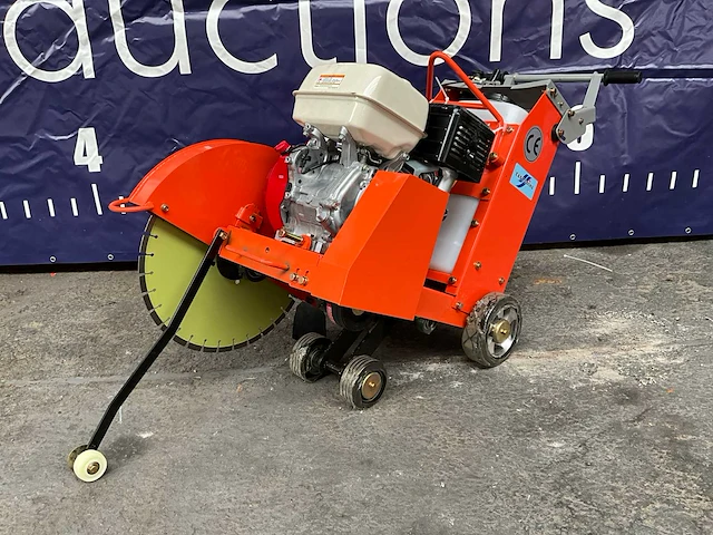 2024 - easy-going - rc18 - beton- asfalt zaagmachine - afbeelding 7 van  14
