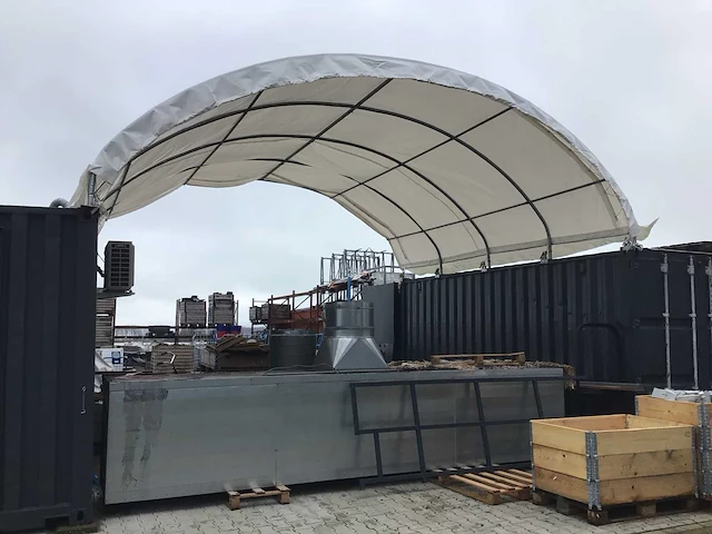 2024 - easygoing - (6x6x2 meter) - shelter canopy / tent between 2 containers c2020 - afbeelding 1 van  28