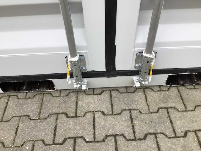 2024 - gmpu - 2024 - 7ft - opslag container met zijdeur en raam - afbeelding 8 van  26