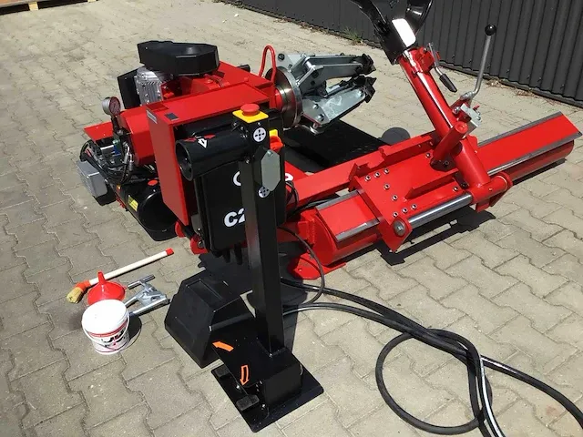 2024 - heavy duty truck tire changer - t568 - banden de-en montageapparaat - afbeelding 27 van  58