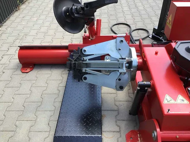 2024 - heavy duty truck tire changer - t568 - banden de-en montageapparaat - afbeelding 58 van  58