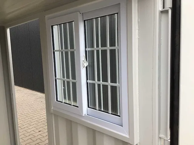 2024 - lypu - 7ft - opslag container met zijdeur en raam - afbeelding 18 van  19